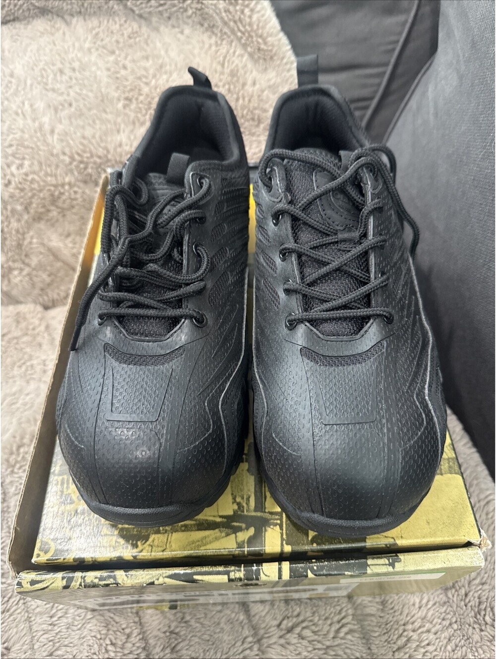 New Mens Oliver Circuit Black Sz 11W Composite Toe,Static Dissipative Work Shoes